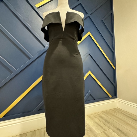 Bardot off shoulder deep V LBD - Picture 3 of 7